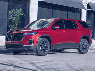 2023 Chevrolet Traverse Review, Pricing, and Specs